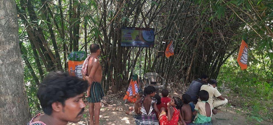 Photo of villagers listening to Amit Shah's rally on LED screen unleashes Twitter storm