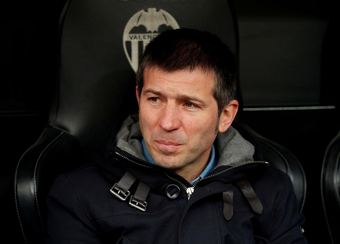 Chaos reigns at Valencia as coach is sacked, sporting director quits