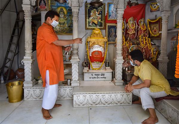 No prasad, touching of idols at shrines; govt also issues SOPs for shopping malls, restaurants
