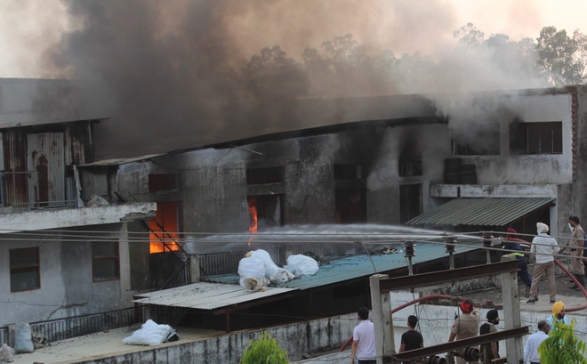 Fire breaks out at factory in Mohali, no casualty