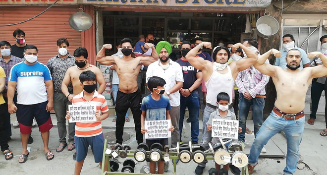YAD leads protest demanding reopening of gyms, health clubs