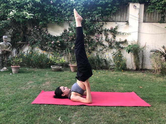 Yoga is the way for 'Ek Duje Ke Vaaste 2' actress Kanikka Kapur