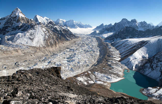 Big glacial lakes in Himalayan region worrisome