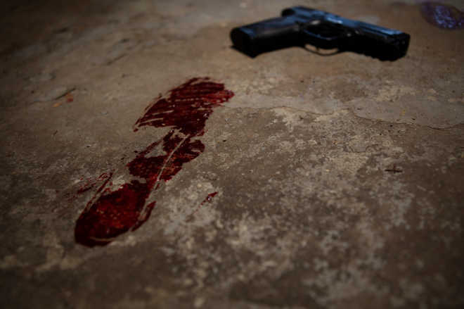 Ghaziabad journalist shot at by assailants dies