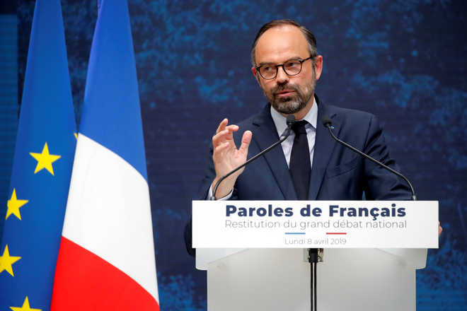 French Prime Minister resigns, successor to be named