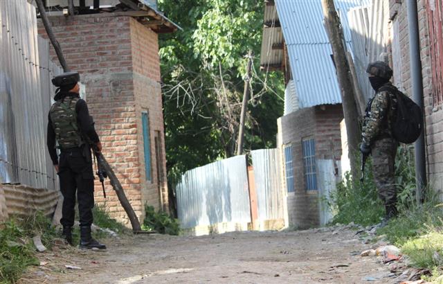 Militant involved in recent attack on security forces killed in Srinagar gunfight