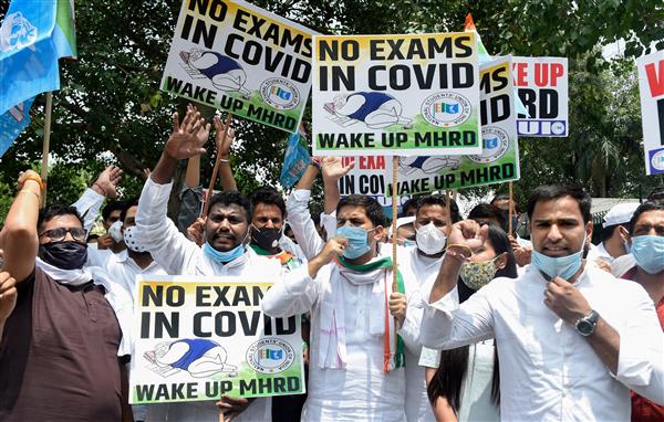 NSUI activists protest outside MHRD over Sept exams