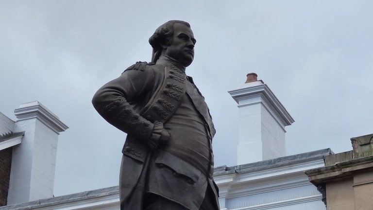 ‘Clive of India’ statue in UK town saved by local council votes
