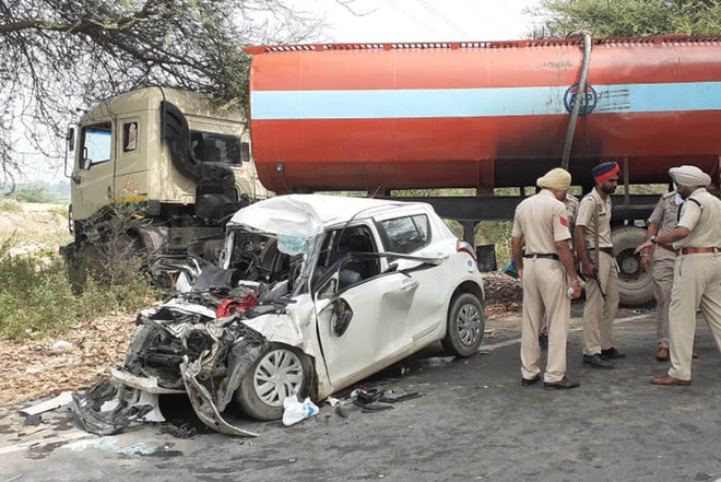 Five killed as car collides with tanker in Bathinda