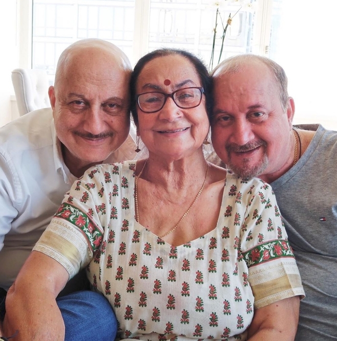 Anupam Kher’s family too tests positive