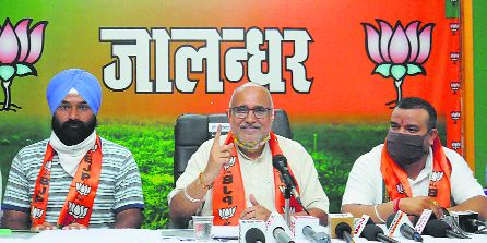 BJP leader defends ordinances on agri reforms