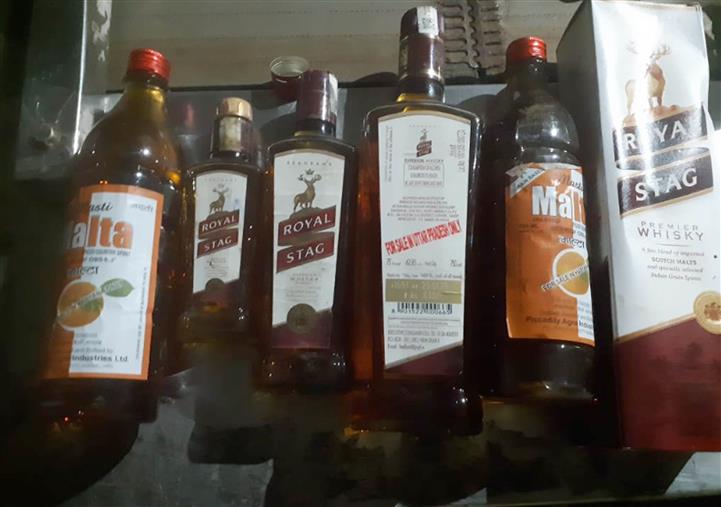 Liquor deaths: Punjab ministers press for action against excise officials, cops