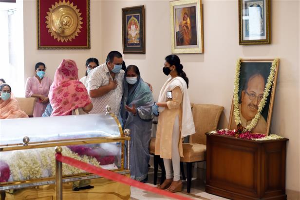 Rajya Sabha member Amar Singh cremated in Delhi