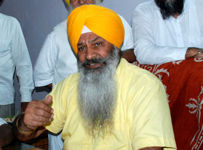 'Ex-communicated’ Langah pardoned by ‘panj pyaras’, re-takes ‘amrit sanchar’ ceremony