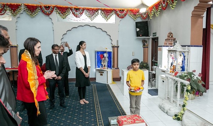 Ahead of polls, New Zealand PM visits Hindu temple, relishes Indian food