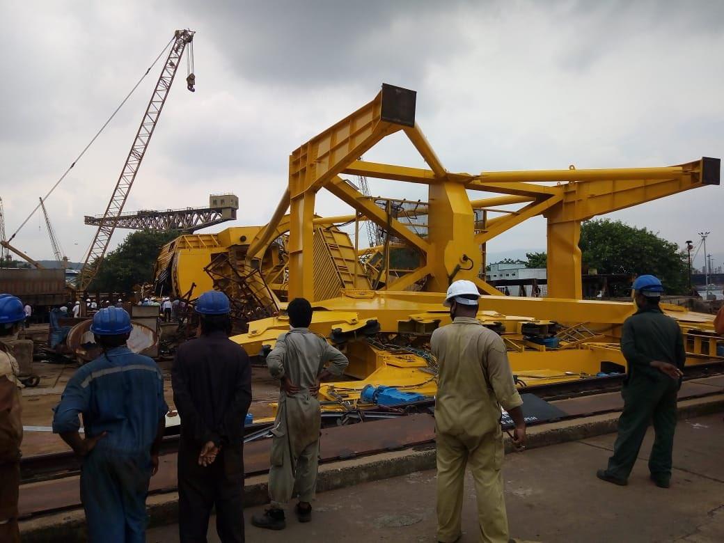 11 dead after massive crane collapses at Visakhapatnam shipyard