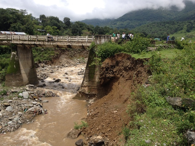 Illegal mining endangers  bridge near Chauntra