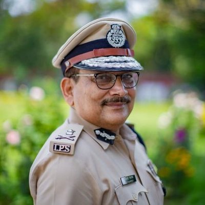 Bihar DGP takes voluntary retirement; triggers speculation of contesting Assembly polls