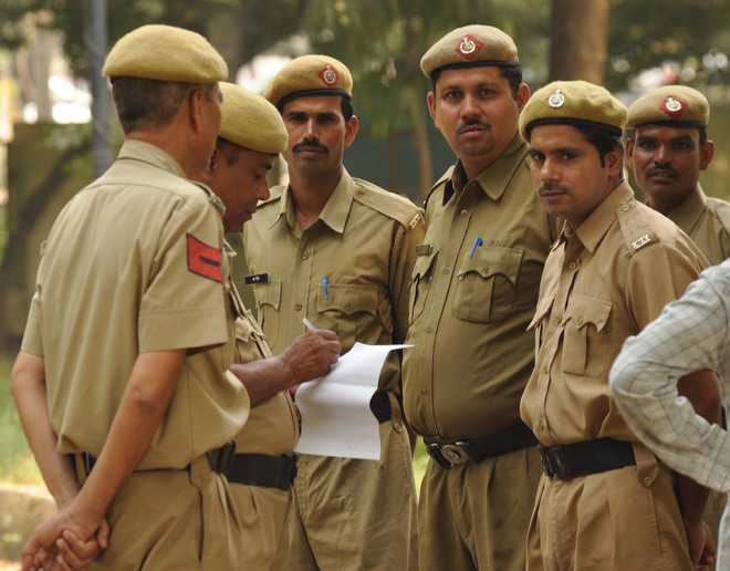 Delhi police deploy its personnel at border areas as precautionary measure