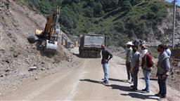 Traffic restored at Solan-Waknaghat stretch of Kalka-Shimla highway