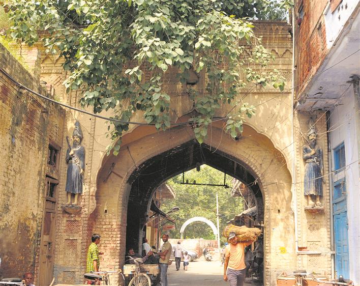 A tale of 250 yrs: From Bagh Akalian to Akali Market & now, a multi-storey inn