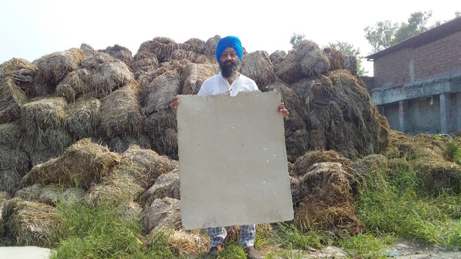 Jalandhar farmer shows the way with stubble cardboard