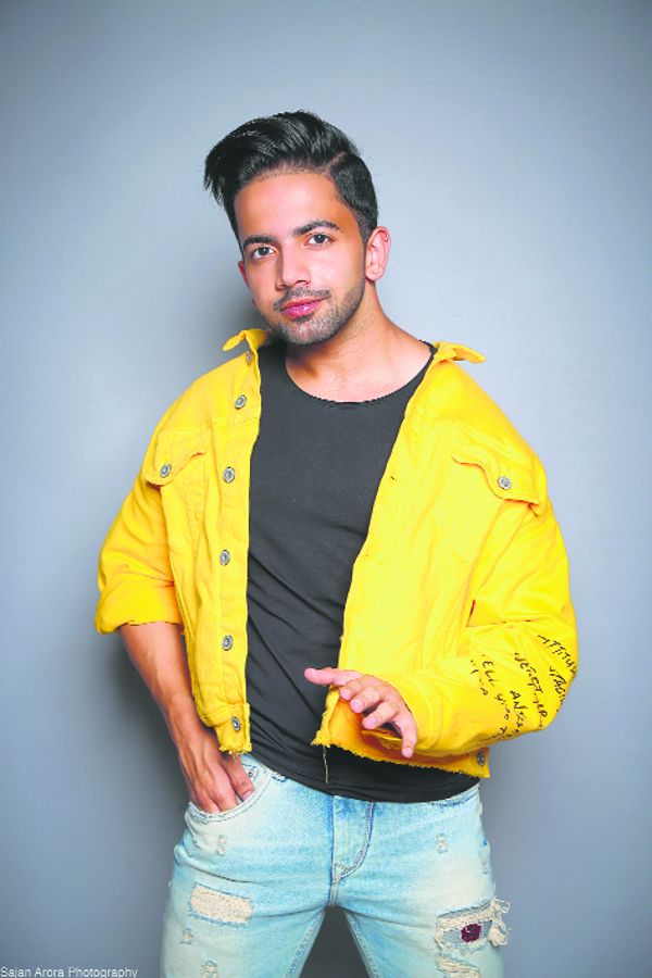I face problems with a smile, says singer Bhavdeep Romana