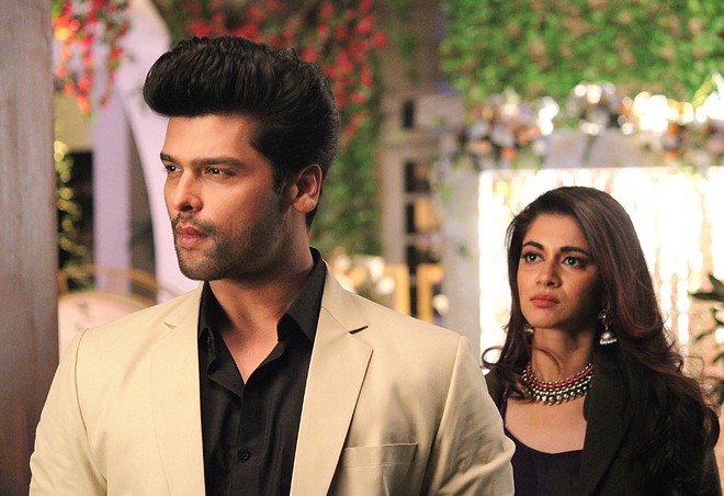 Barsatein Actor Kushal Tandon Looks Fierce In Action Mood In BTS Moments,  Take A Look