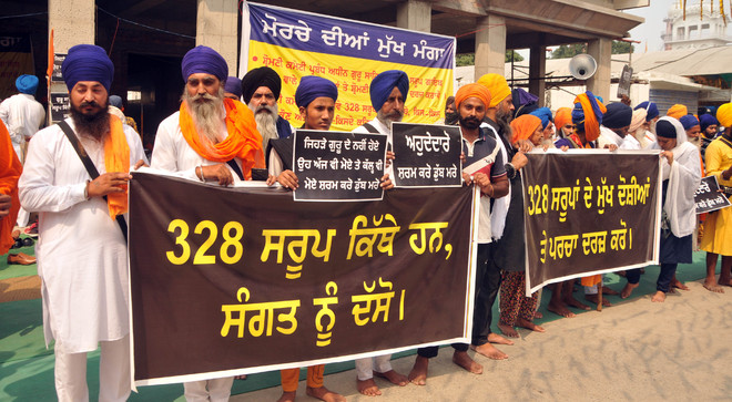 Sikh activists stage protest against missing ‘saroops’