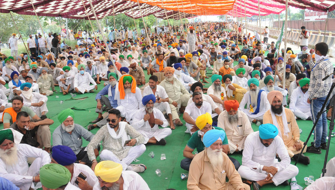 Day 2: Farmers block Delhi-Amritsar NH