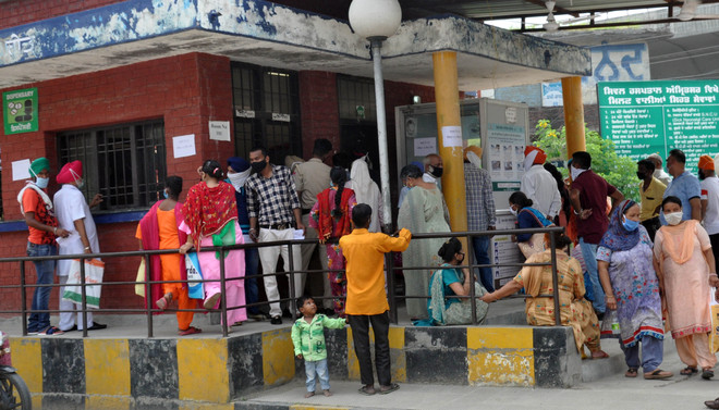 Over 125 health workers infected in Amritsar so far