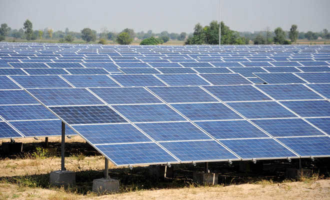 World's largest single-site solar plant in Abu Dhabi