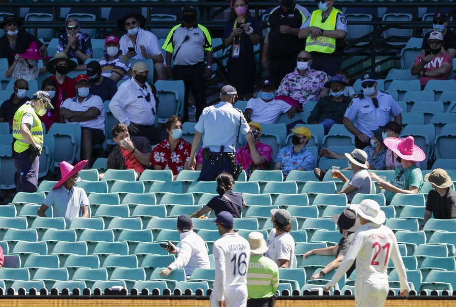 Indian fan complains of racism at SCG during third Test