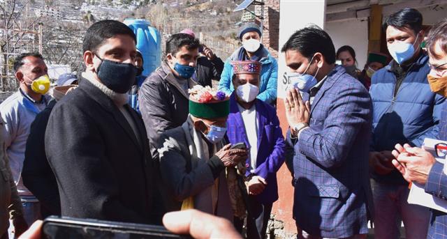 103-year-old casts vote in Himachal panchayat polls