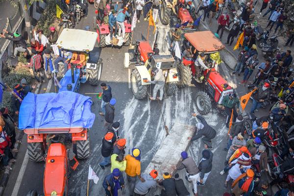 Samyukta Kisan Morcha calls off tractor march after Delhi violence