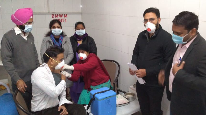 Covid vaccine: Doctors build confidence by turning first at Punjab’s Abohar hospital