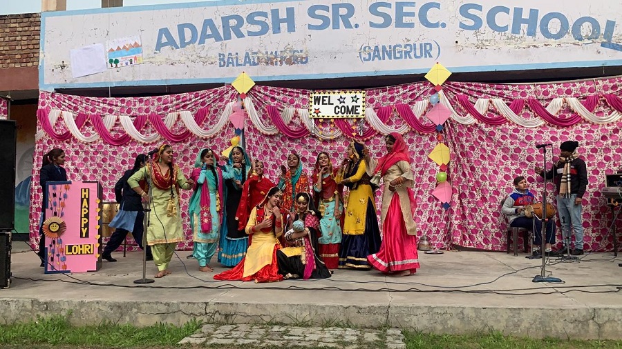Hubble Adarsh Senior Secondary Schools conduct Lohri celebrations in Punjab