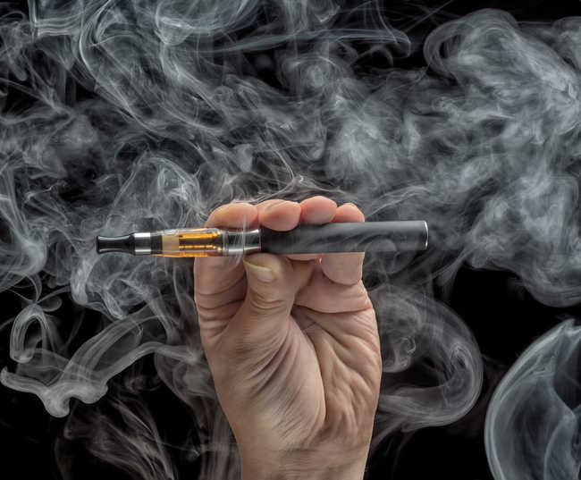 Vaping combined with smoking is as harmful as smoking cigarettes alone