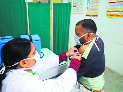 Capacity to vaccinate 4L a day: Punjab Govt