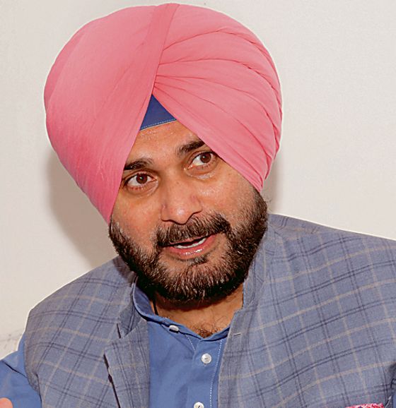 Navjot Sidhu called to Delhi to discuss party matters
