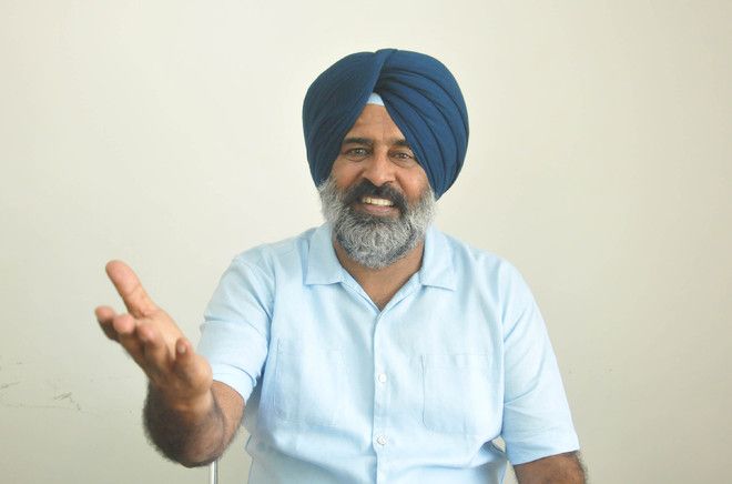 Pargat Singh tells coaches to spend time on ground