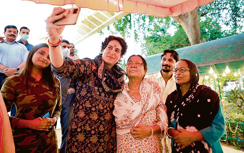 Smartphones, scooties for girls if voted to power: Priyanka Gandhi Vadra in UP