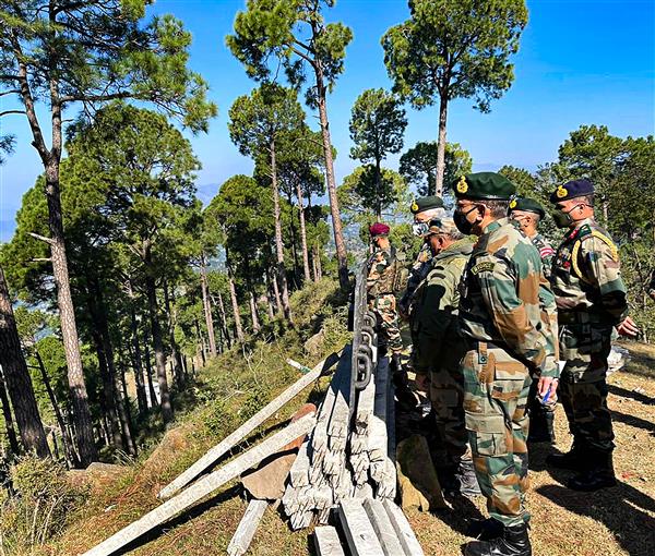 Army chief General MM Naravane visits forward areas along LoC in Jammu