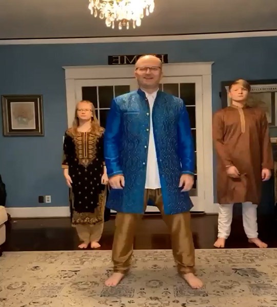 This US resident enjoys dancing to Hindi songs and this time he dons tradition Indian attire to match the Navratri vibe