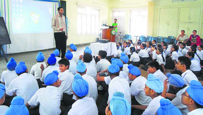 Unfortunate to keep Punjabi out of main subjects by CBSE: Punjab minister