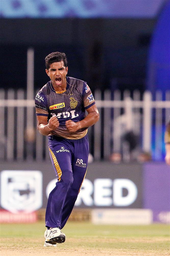 KKR virtually seal last playoffs berth; Mumbai all but out of race