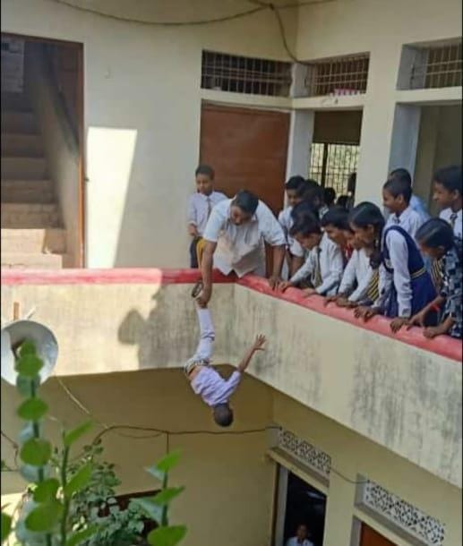 Principal hangs nursery student upside down from school balcony in UP; complaint filed