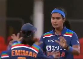 Shikha Pandey’s 'Ball of the Century' delivery at Carrara Oval sends Twitter aflutter; video viral