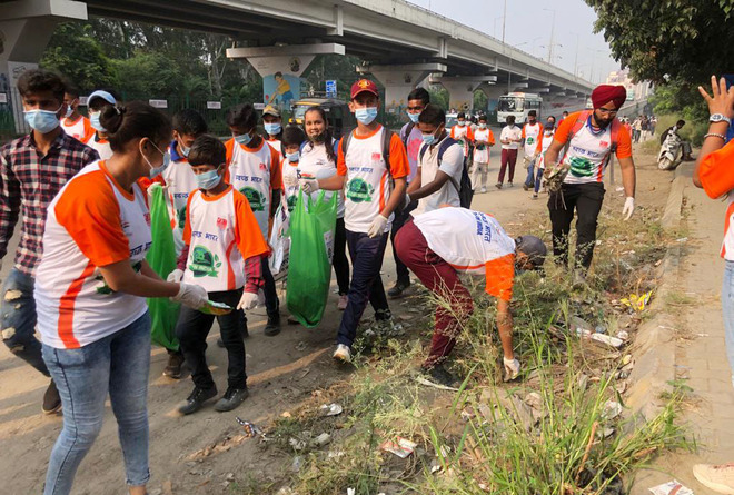 Cleanliness drive by roadways staff in Jalandhar