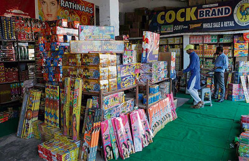 Chandigarh Administration bans cracker sale, use this festive season
